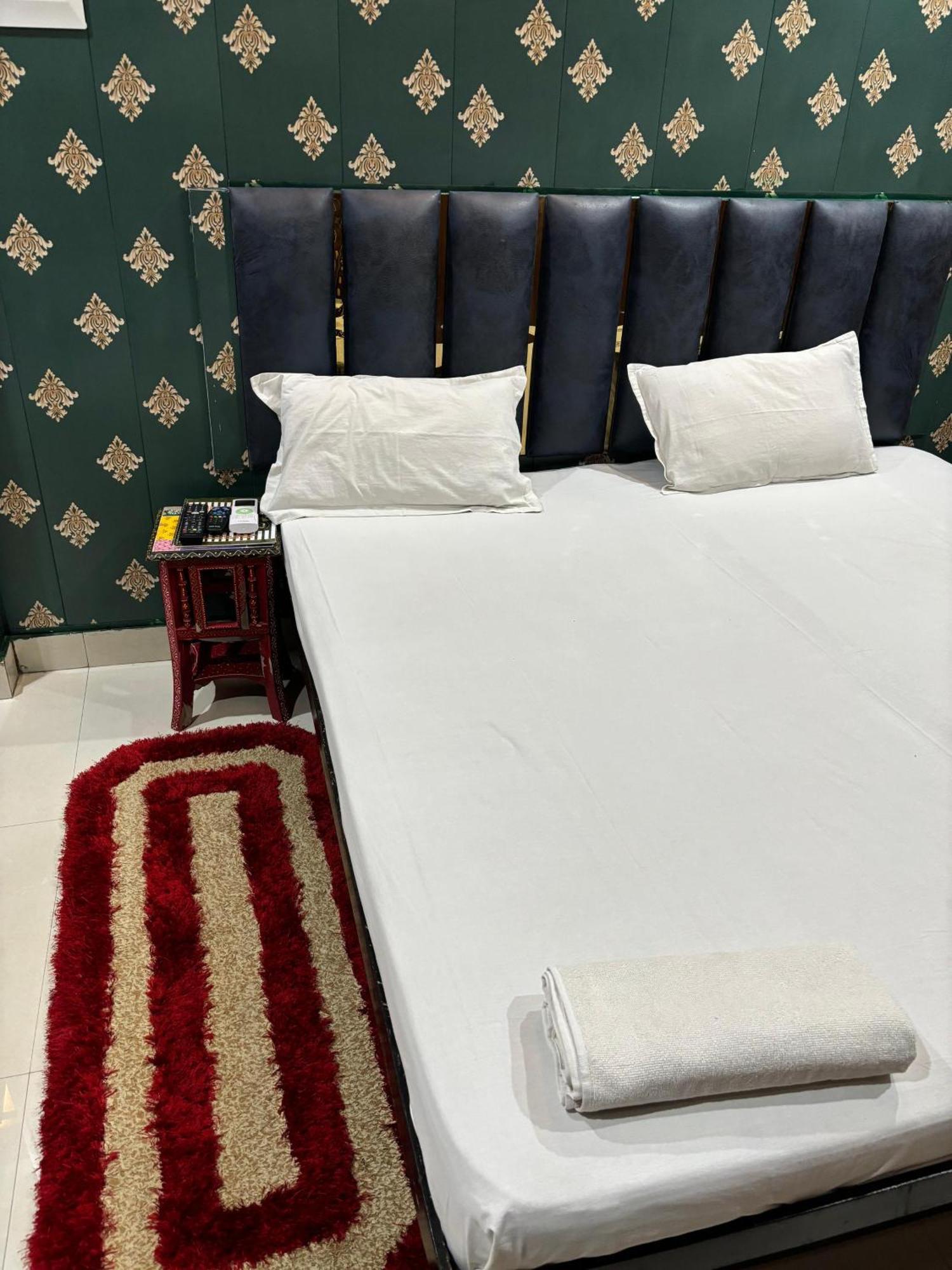 Bhadra Kali Guest House Varanasi Exterior photo