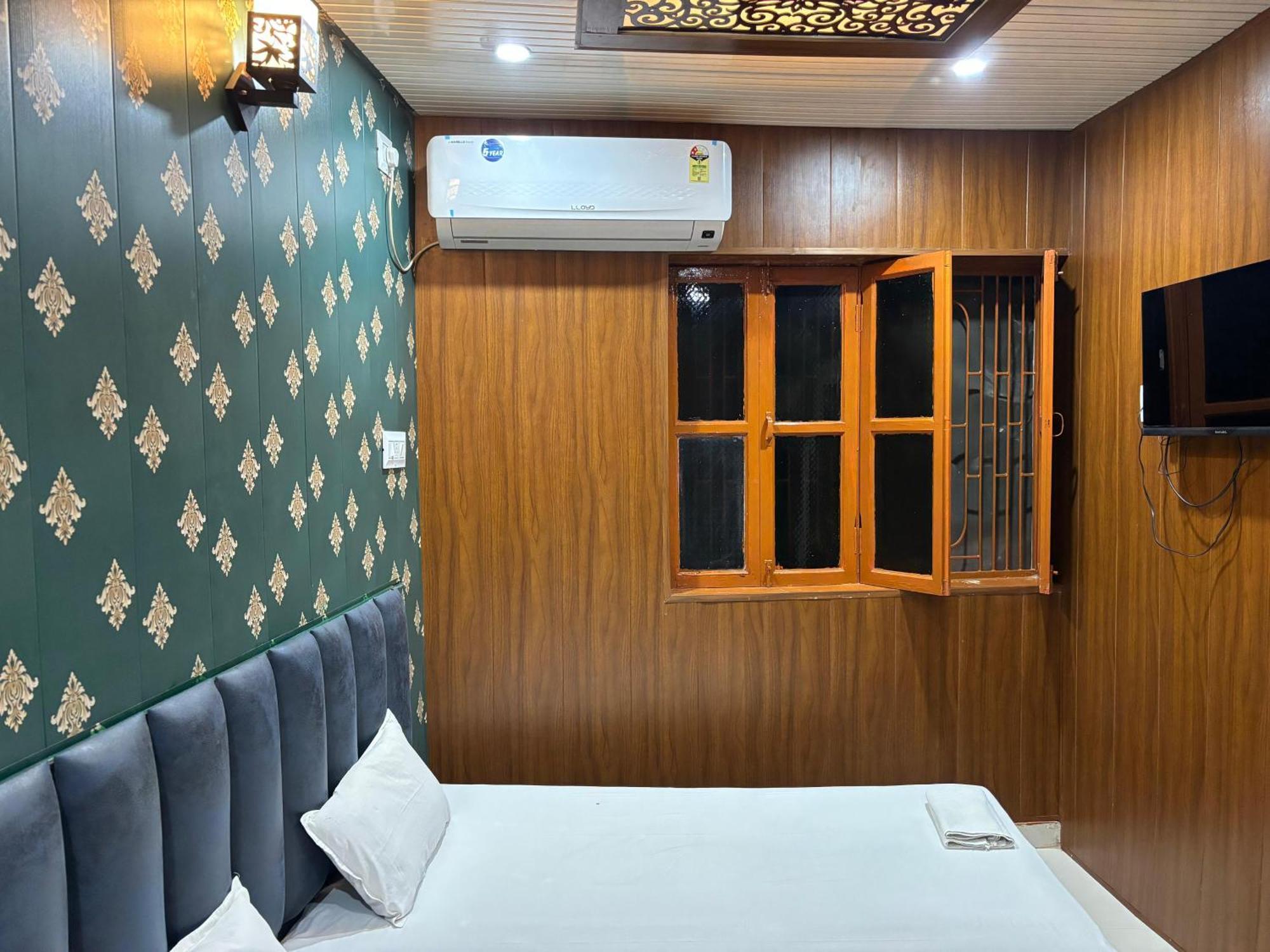 Bhadra Kali Guest House Varanasi Exterior photo